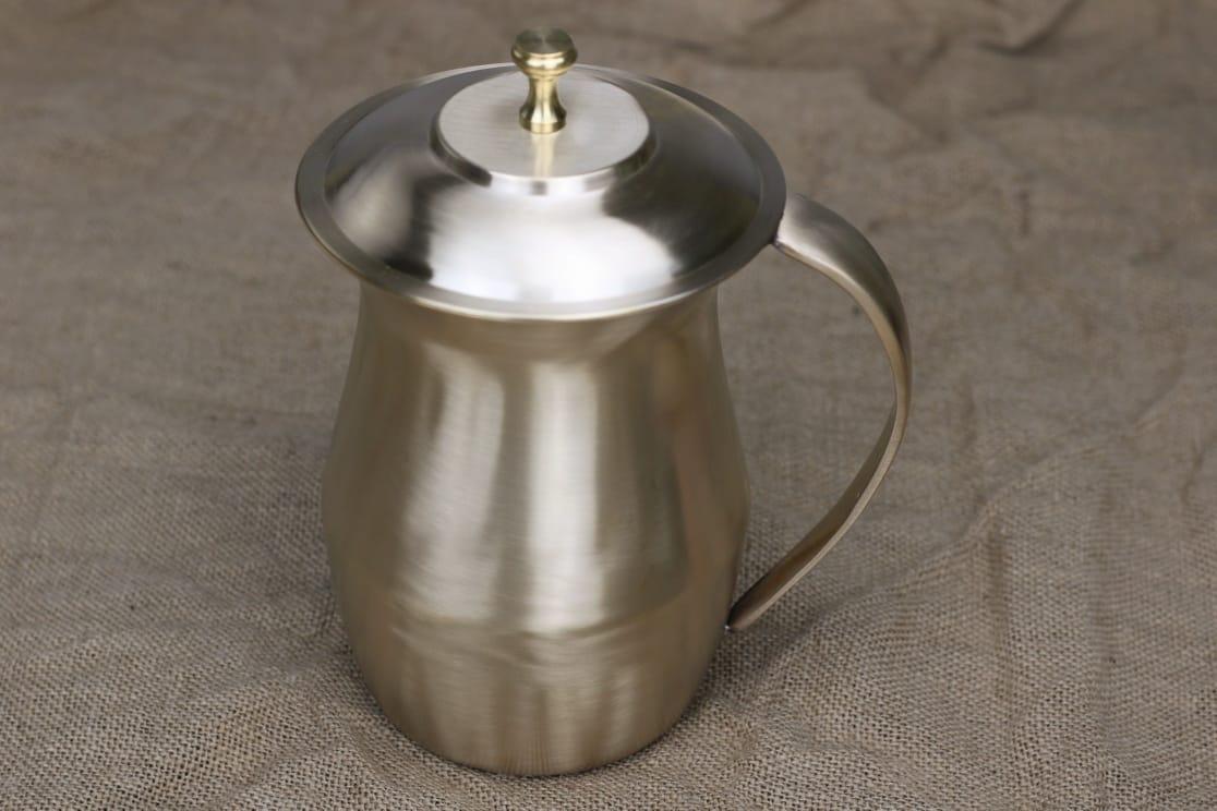 Elegant 1.5L bronze water jug with lid by Kansyakar, featuring a durable finish and classic design.
