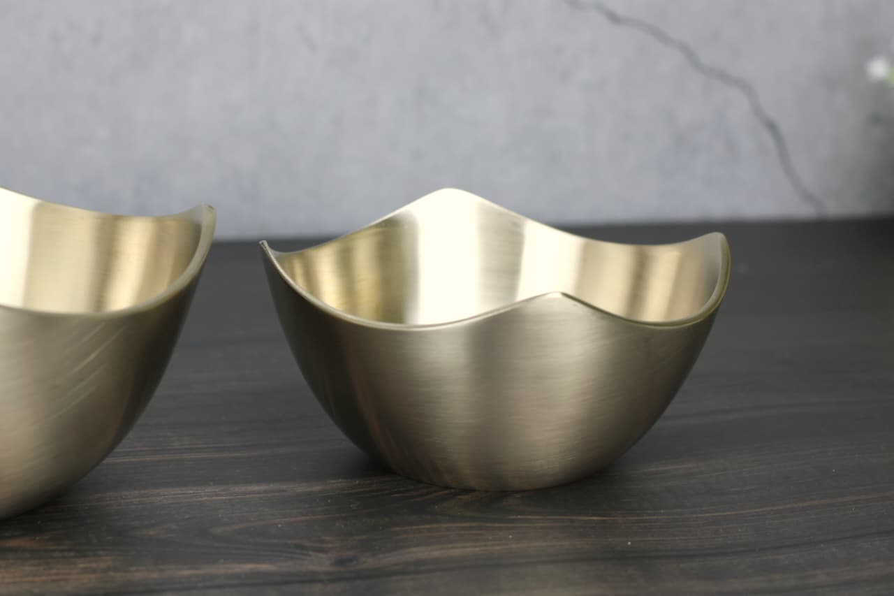 Bronze Lotus Petal Bowl – Handcrafted Pure Bronze Decorative & Serving Bowl | Small, Medium & Large Sizes