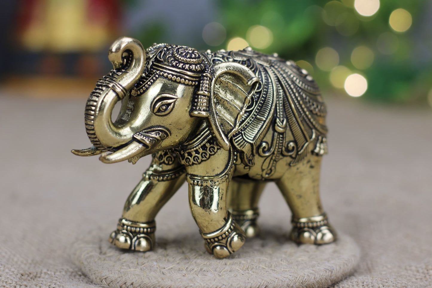 Premium Brass Elephant Showpiece – Handcrafted Decor in Small & Medium Sizes