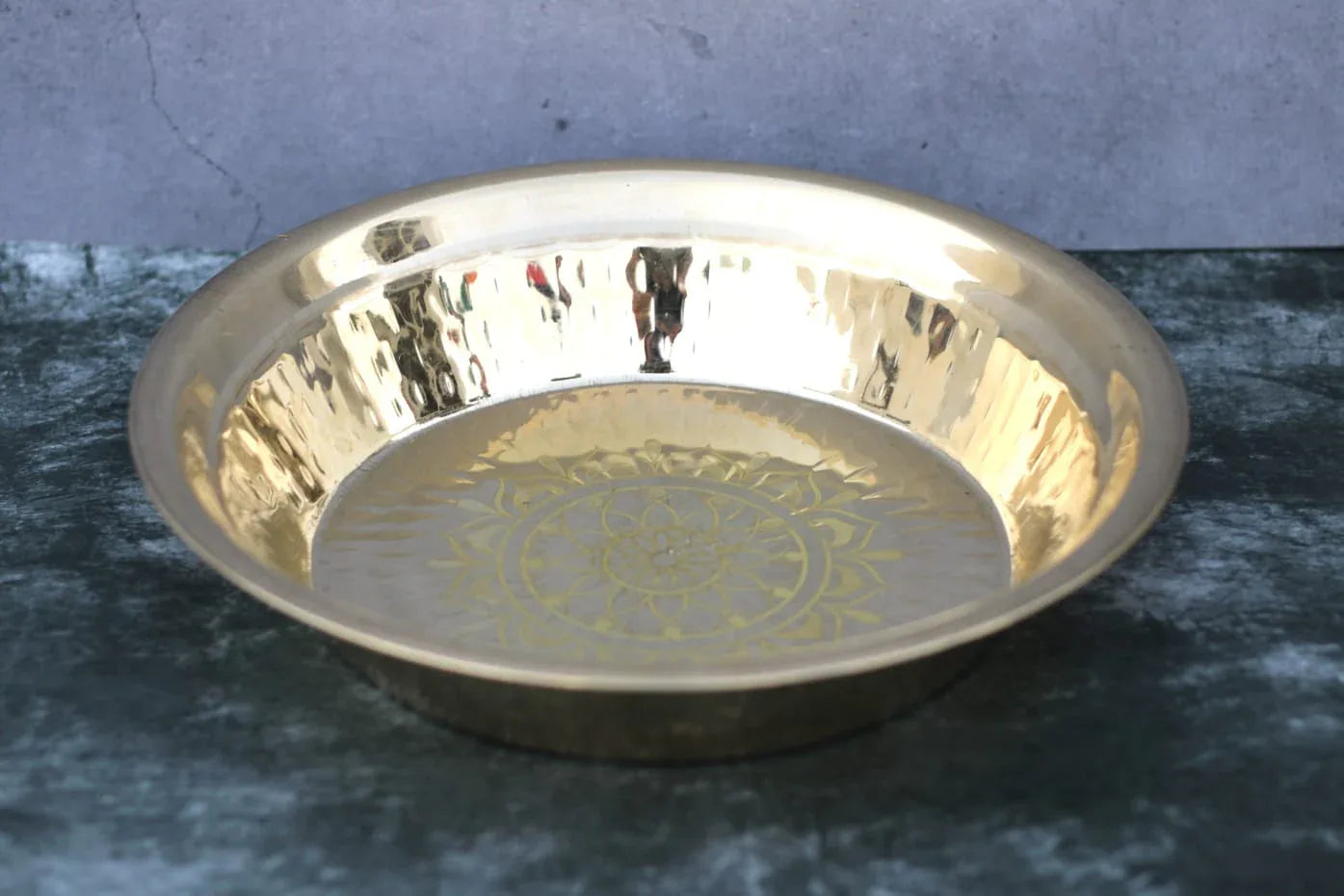 Pure brass dough kneading parat from Kansyakar, traditional atta mixing plate for preparing bread and dough.